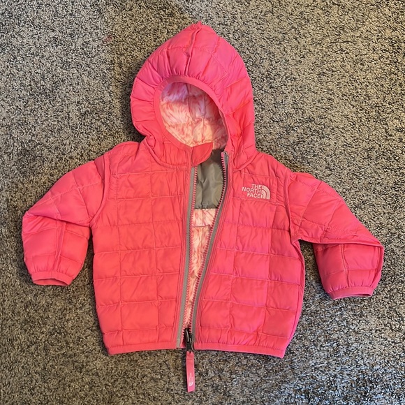 Baby Reversible ThermoBall Hooded Jacket - Picture 2 of 3